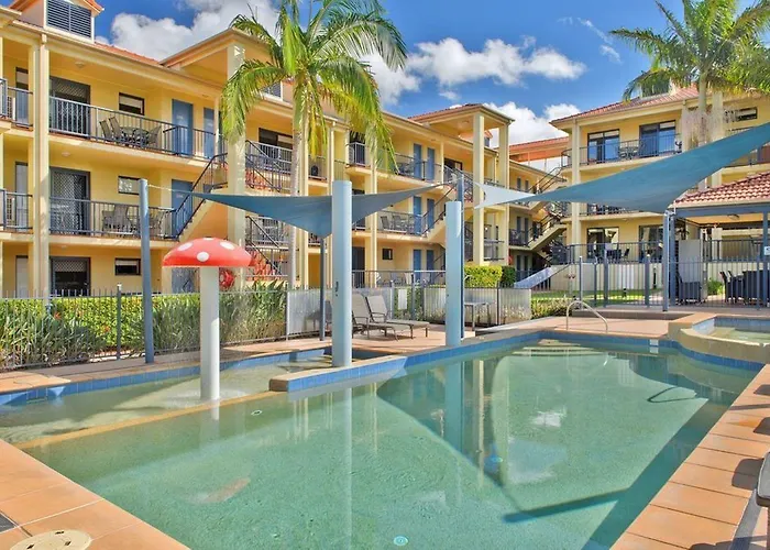 Spa Hotel: South Pacific Apartments Port Macquarie